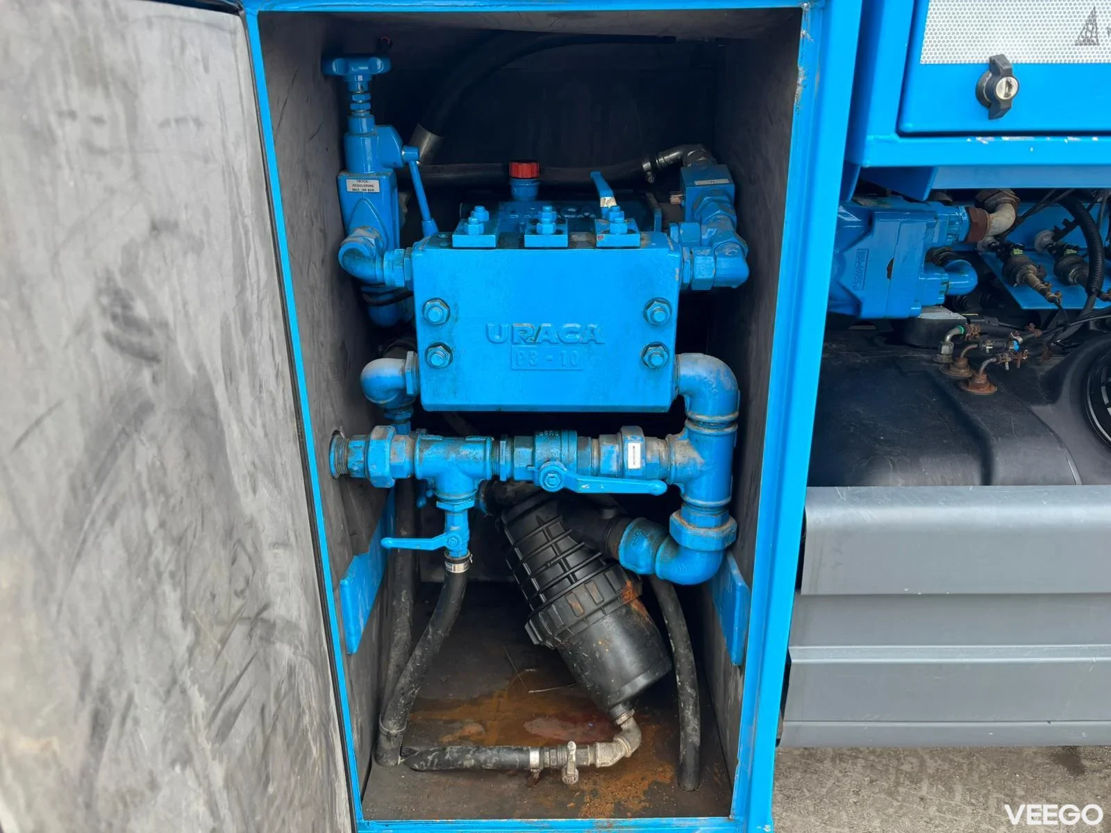 Mercedes-Benz Atego J.Hvidtved Larsen tank 4000 l / vacuum Jurop RV360HDR / pressure Uraca P3-10 160 bar / 127 l/min + Uraca P3-10 415 bar / 47 l/min with heater 230kW