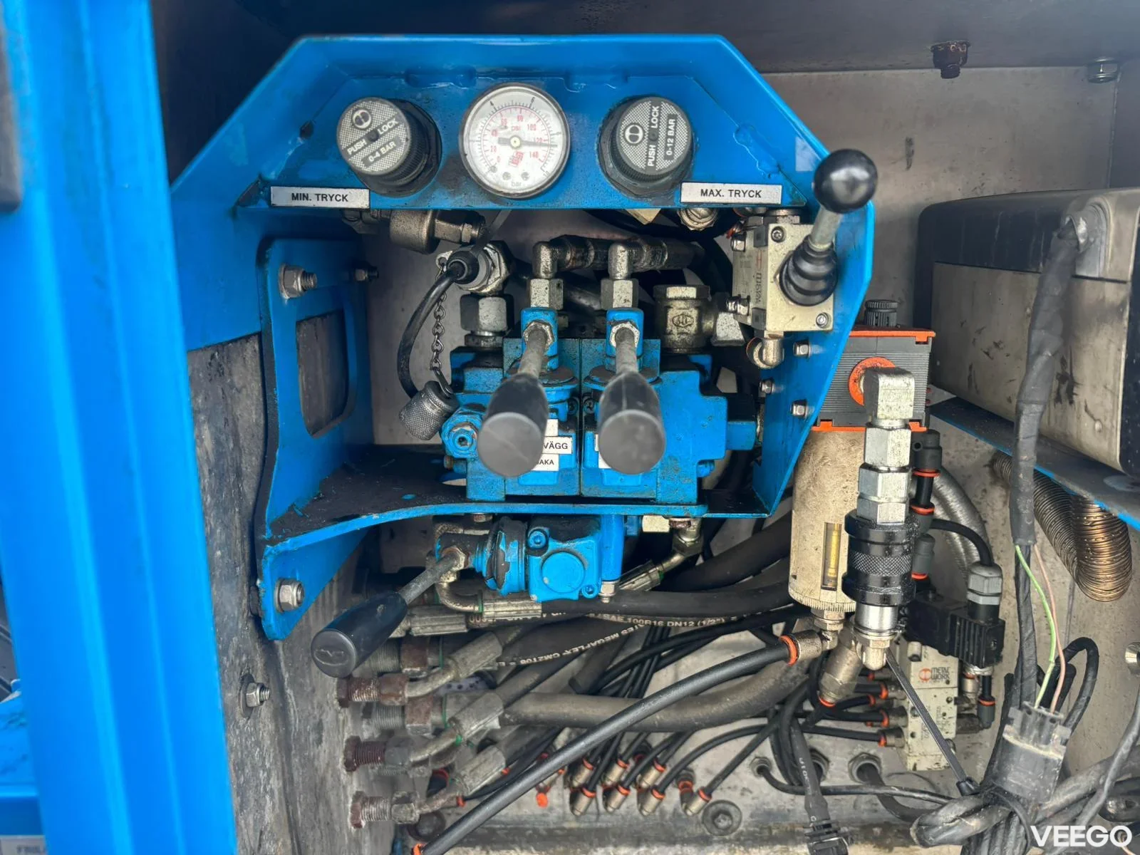 Mercedes-Benz Atego J.Hvidtved Larsen tank 4000 l / vacuum Jurop RV360HDR / pressure Uraca P3-10 160 bar / 127 l/min + Uraca P3-10 415 bar / 47 l/min with heater 230kW