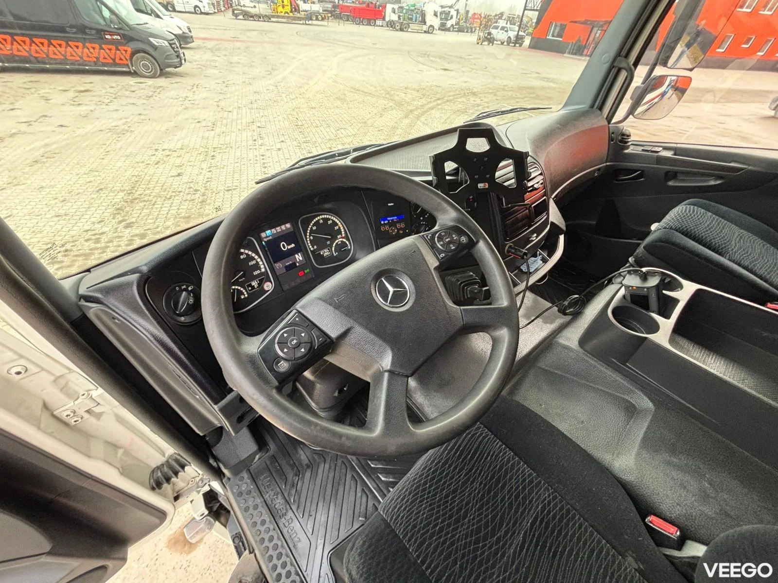 Mercedes-Benz Atego J.Hvidtved Larsen tank 4000 l / vacuum Jurop RV360HDR / pressure Uraca P3-10 160 bar / 127 l/min + Uraca P3-10 415 bar / 47 l/min with heater 230kW