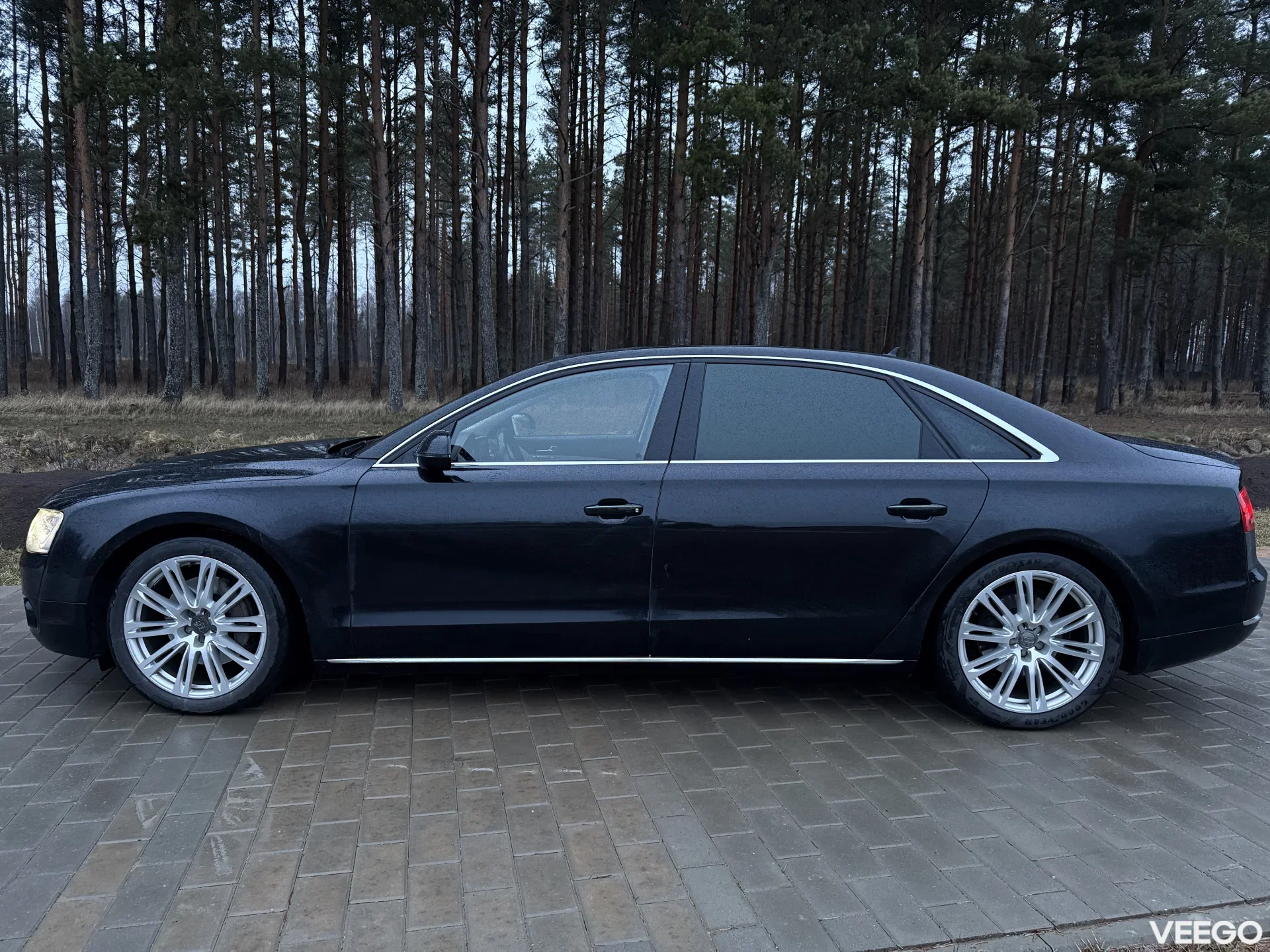 Audi A8 L 3.0 184kW