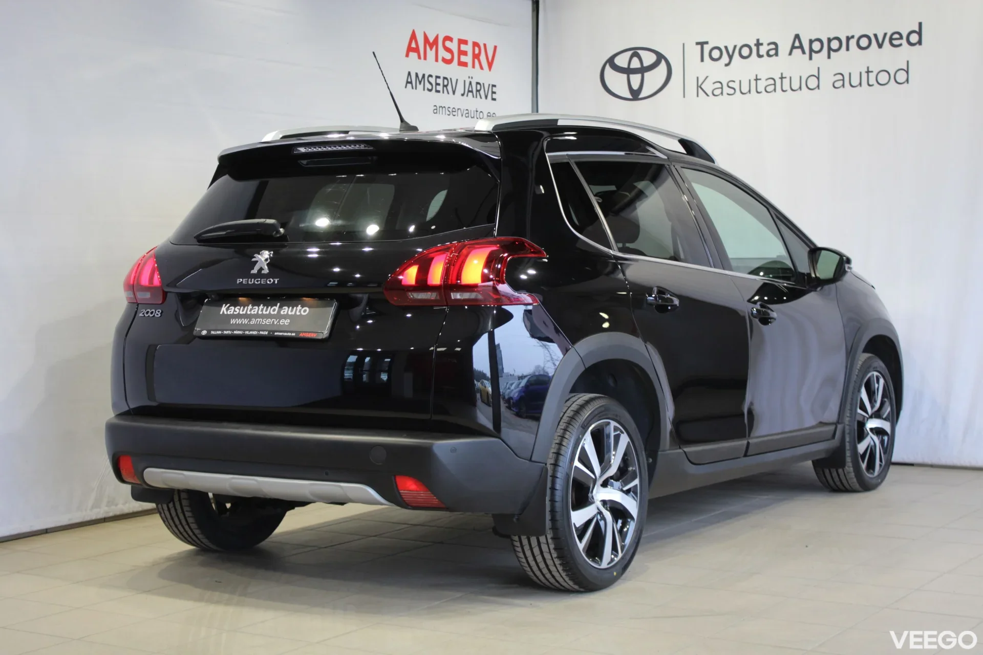 Peugeot 2008 Allure PureTech 1.2 81kW