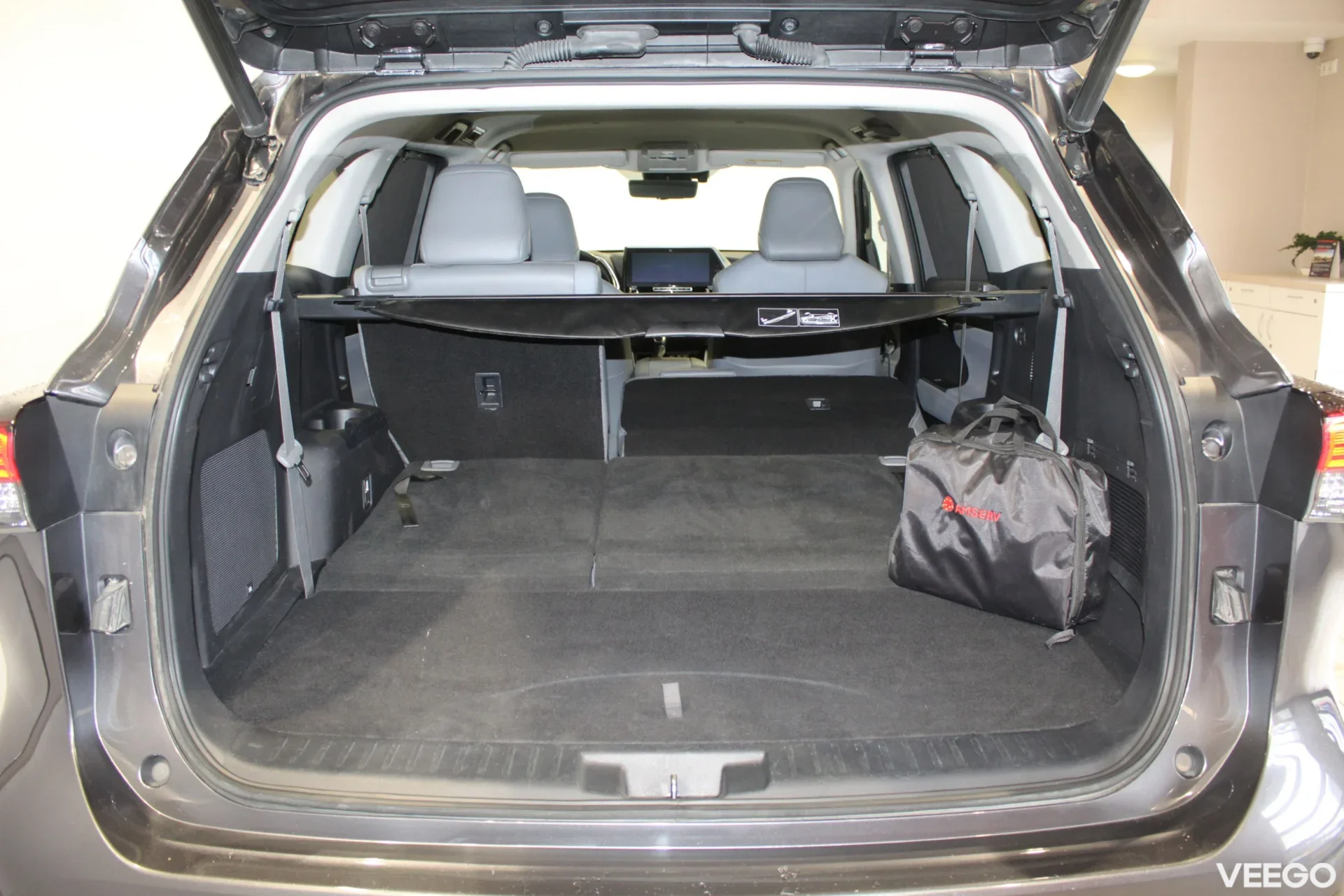 Toyota Highlander Premium AWD 2.5 140kW