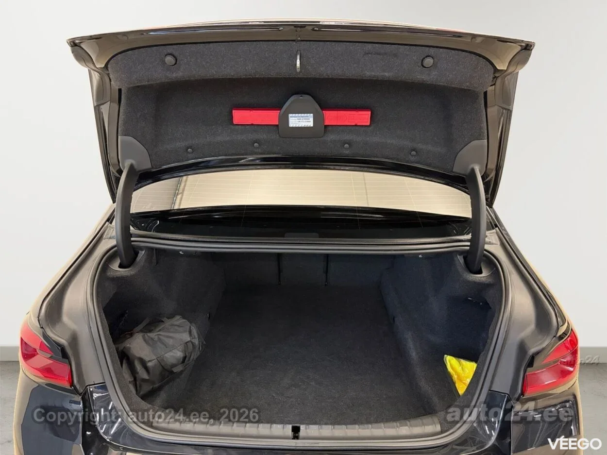 BMW 520 d xDrive M Sportpakett LCI 2 140kW