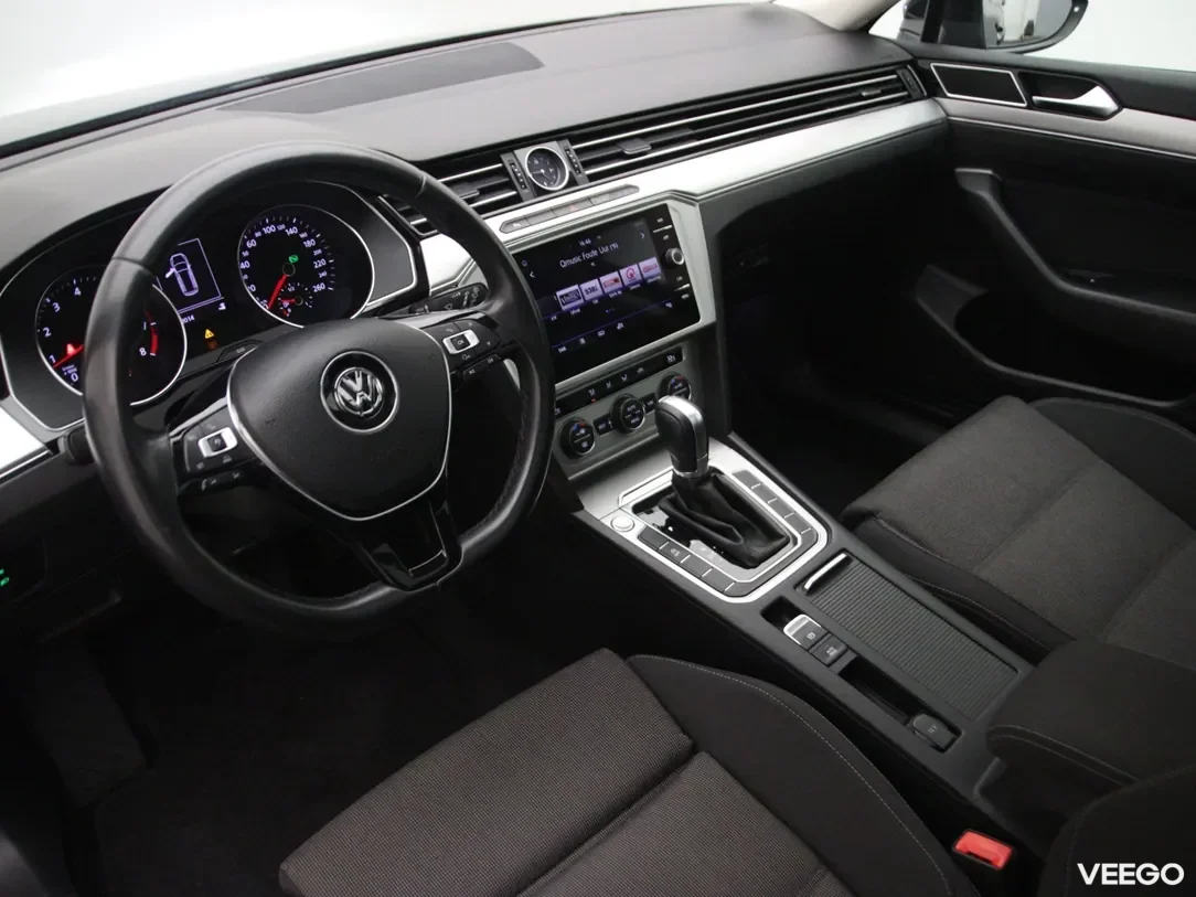 Volkswagen Passat 1.4 92kW