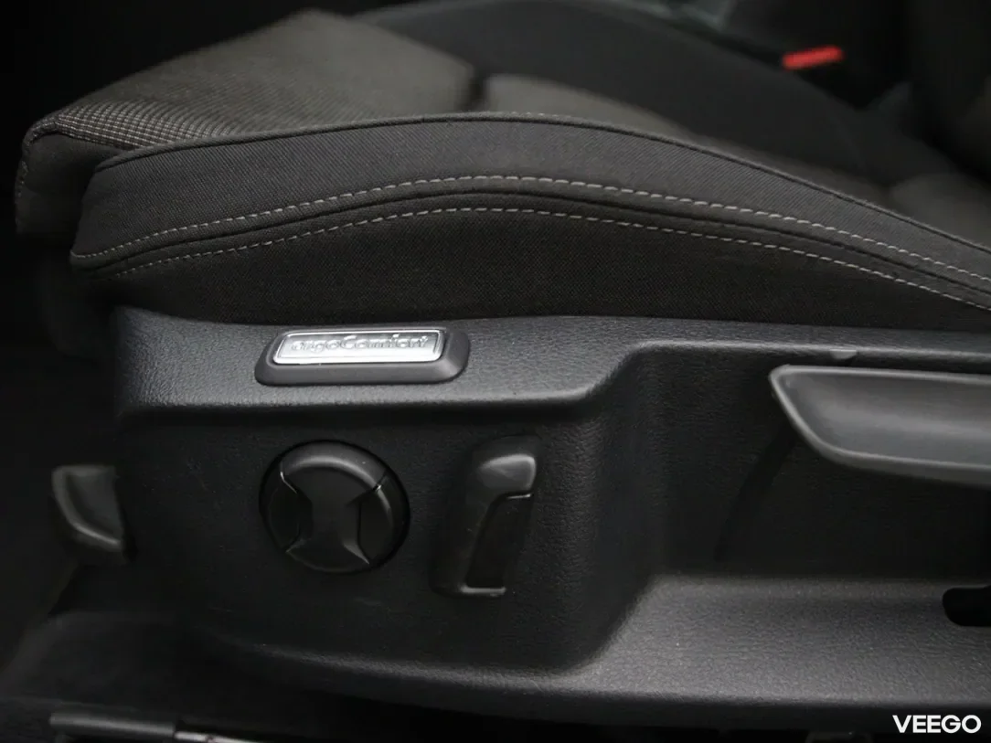 Volkswagen Passat 1.4 92kW