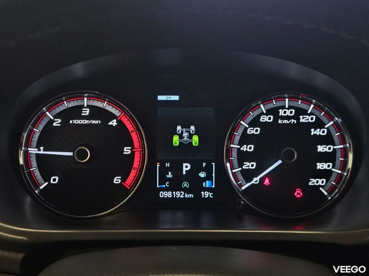 Mitsubishi L200 110kW