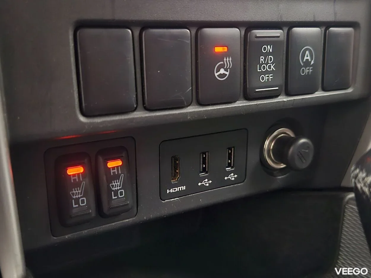 Mitsubishi L200 110kW