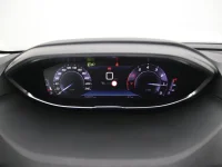 Peugeot 3008 1.2 96kW thumbnail