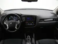 Mitsubishi Outlander 2 89kW thumbnail