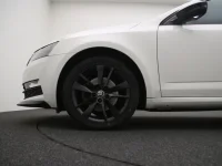 Skoda Octavia 1.5 110kW thumbnail