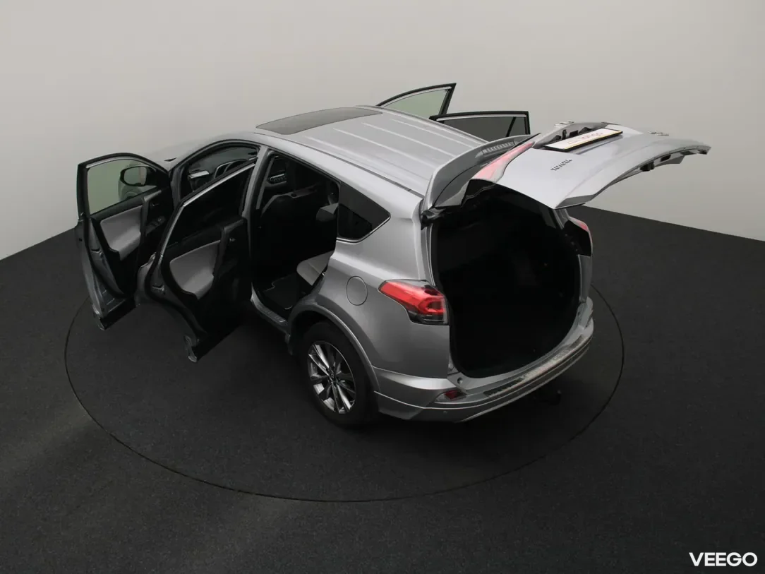 Toyota rav-4 2.5 114kW