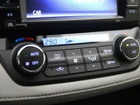 Toyota rav-4 2.5 114kW thumbnail