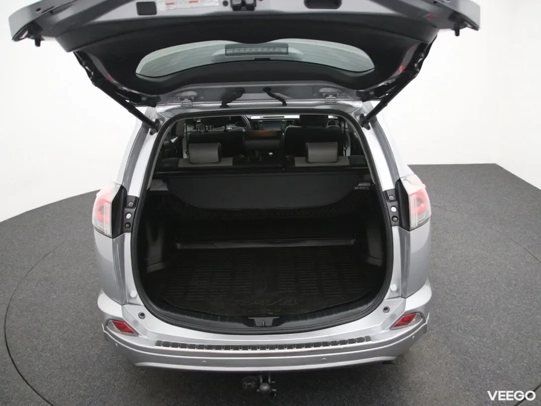 Toyota rav-4 2.5 114kW