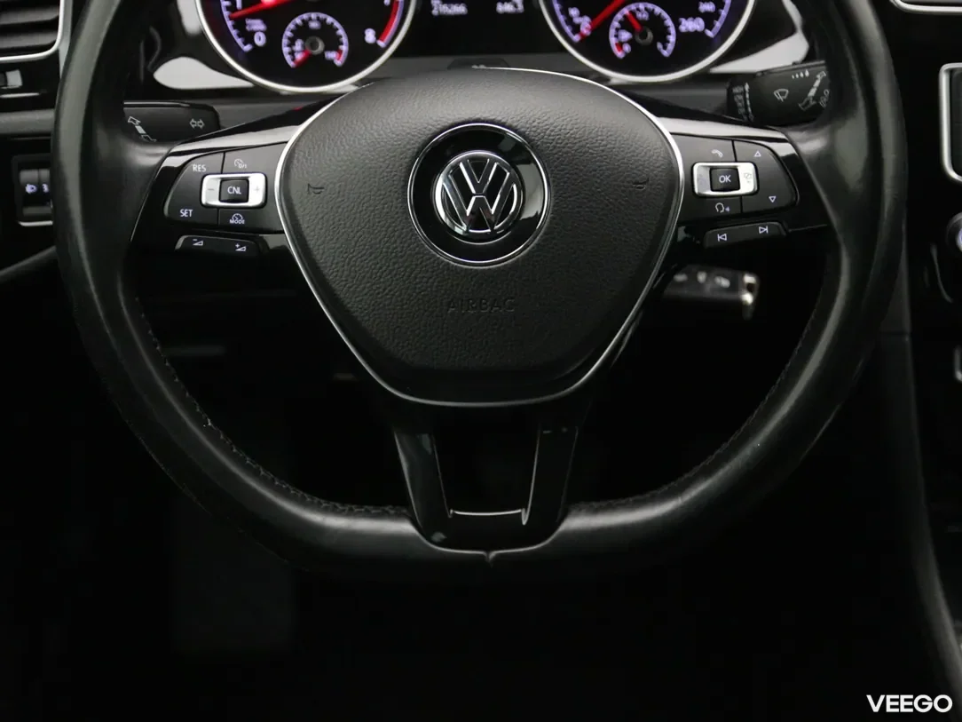 Volkswagen Golf 1.4 90kW