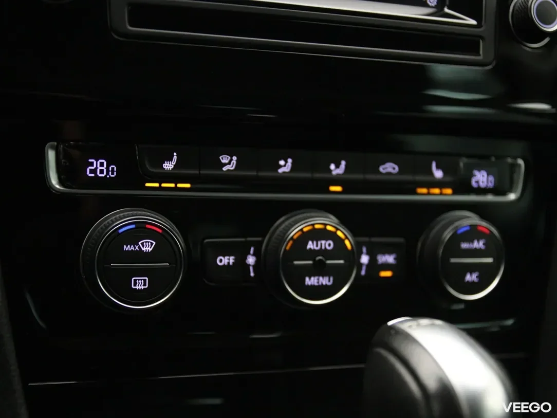 Volkswagen Golf 1.4 90kW