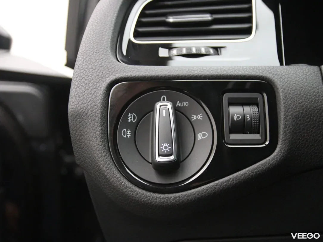 Volkswagen Golf 1.4 90kW