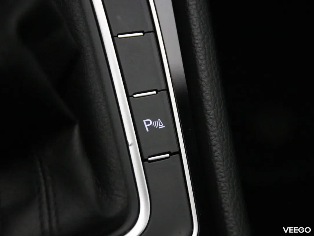 Volkswagen Golf 1.4 90kW