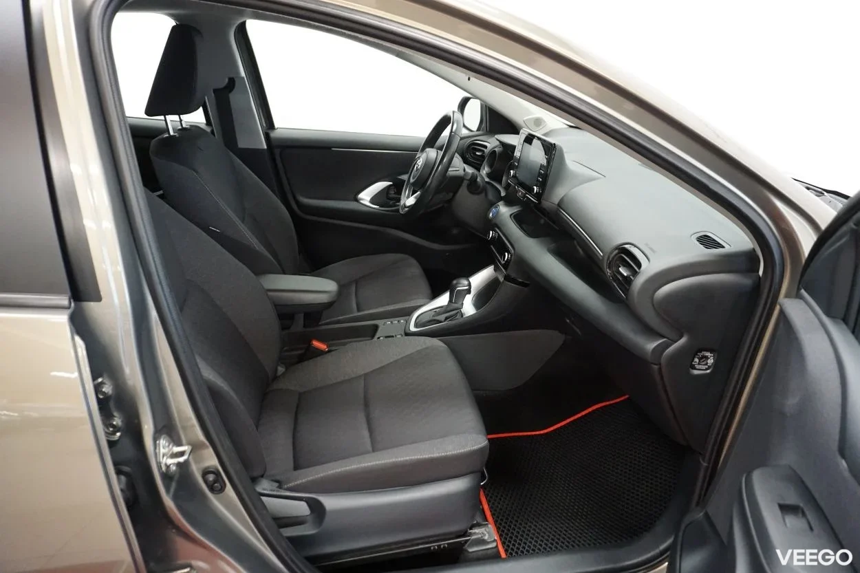 Toyota Yaris Active Plus Dynamic Pakett 1.5 68kW