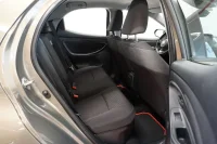 Toyota Yaris Active Plus Dynamic Pakett 1.5 68kW thumbnail