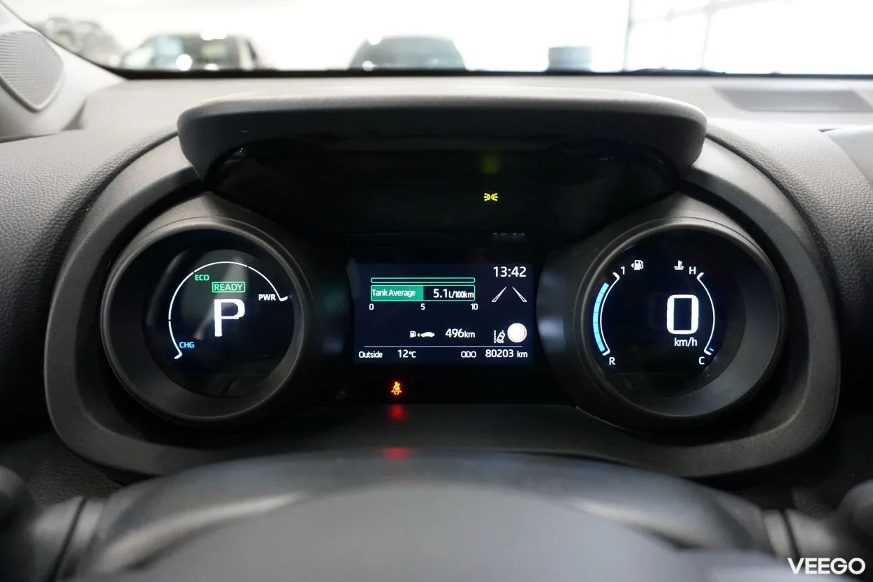 Toyota Yaris Active Plus Dynamic Pakett 1.5 68kW