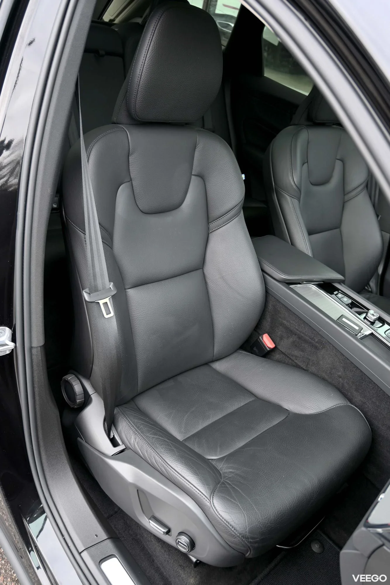 Volvo XC60 AWD BRIGHT PLUS INTELLI SAFE MY24 2 293kW