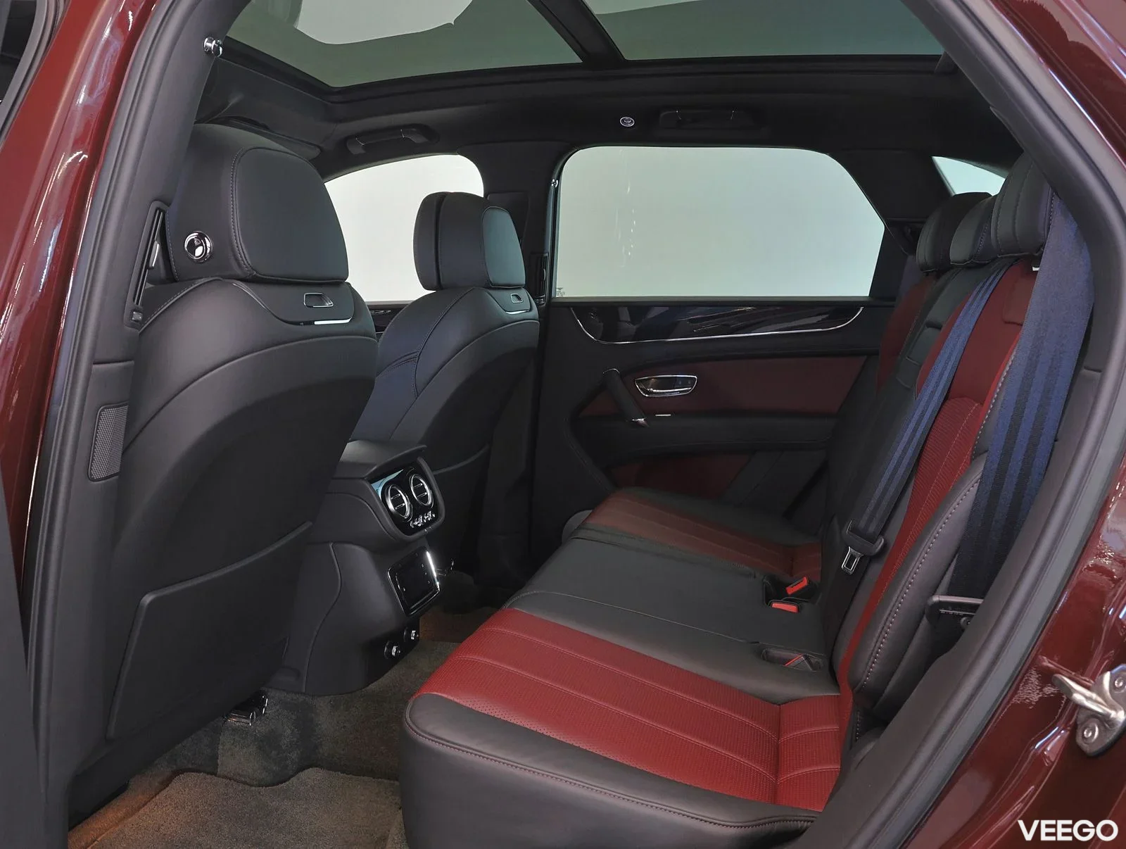 Bentley Bentayga V8 - 404kW