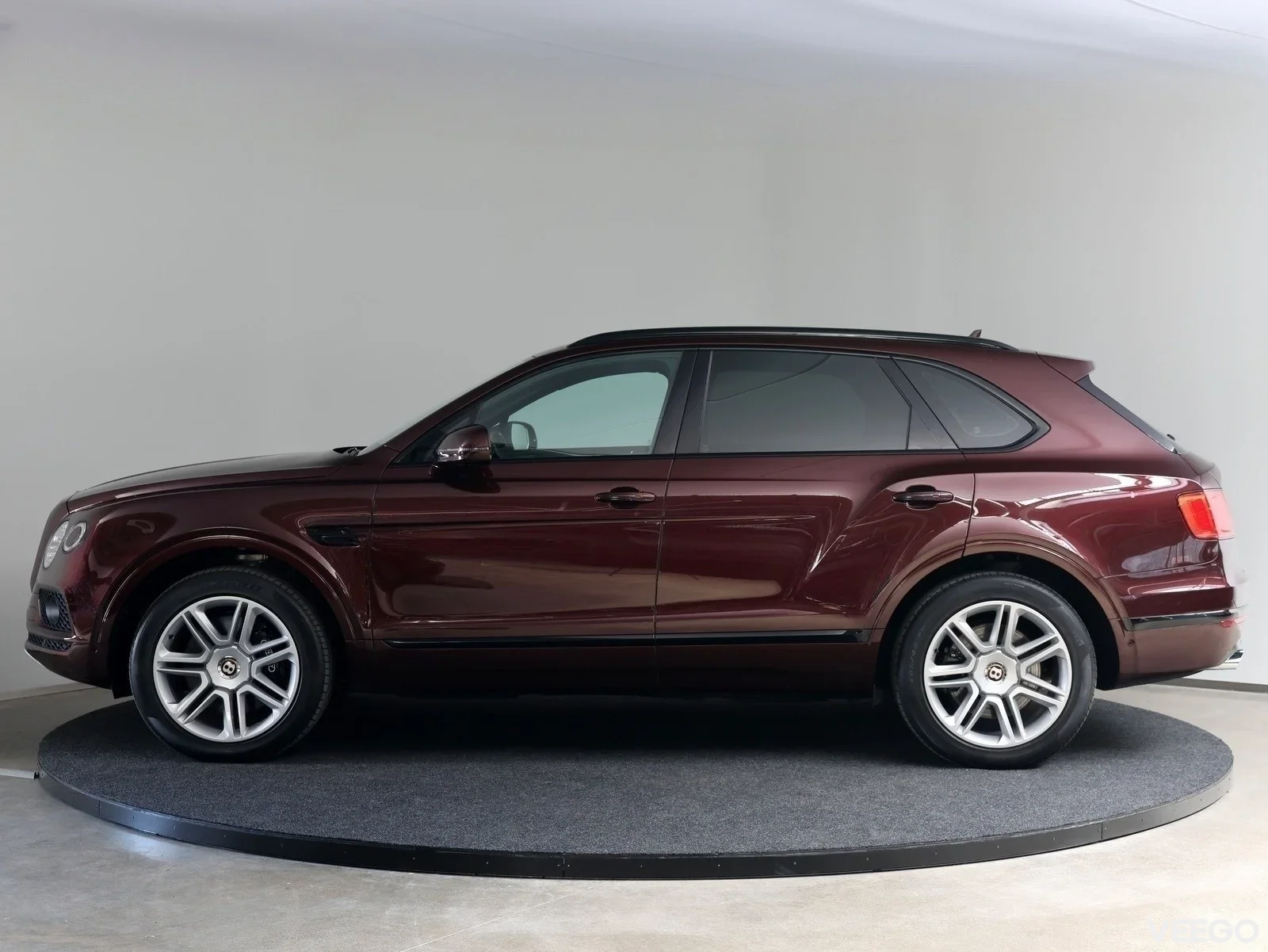 Bentley Bentayga V8 - 404kW