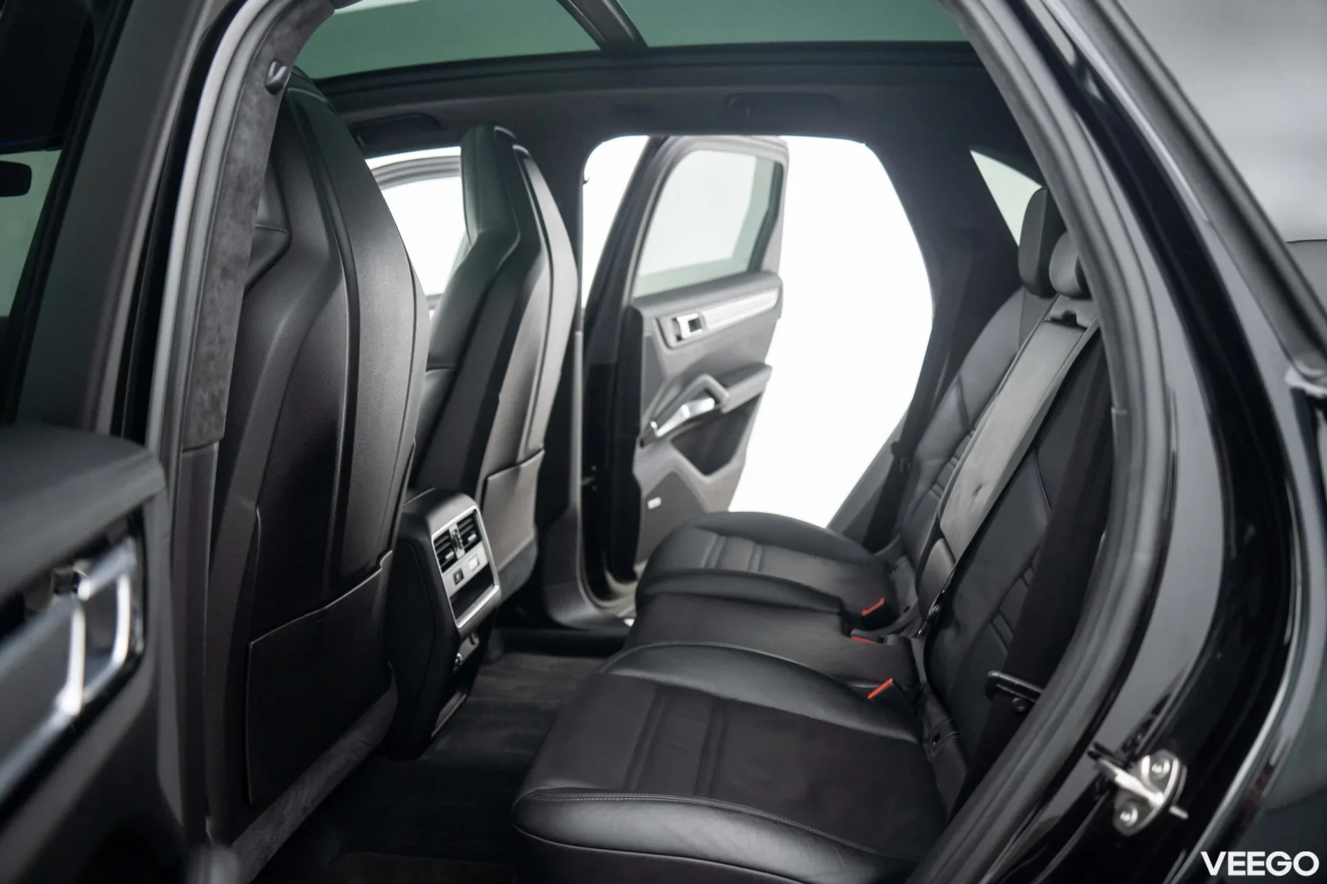 Porsche Cayenne Turbo 4.0 404kW