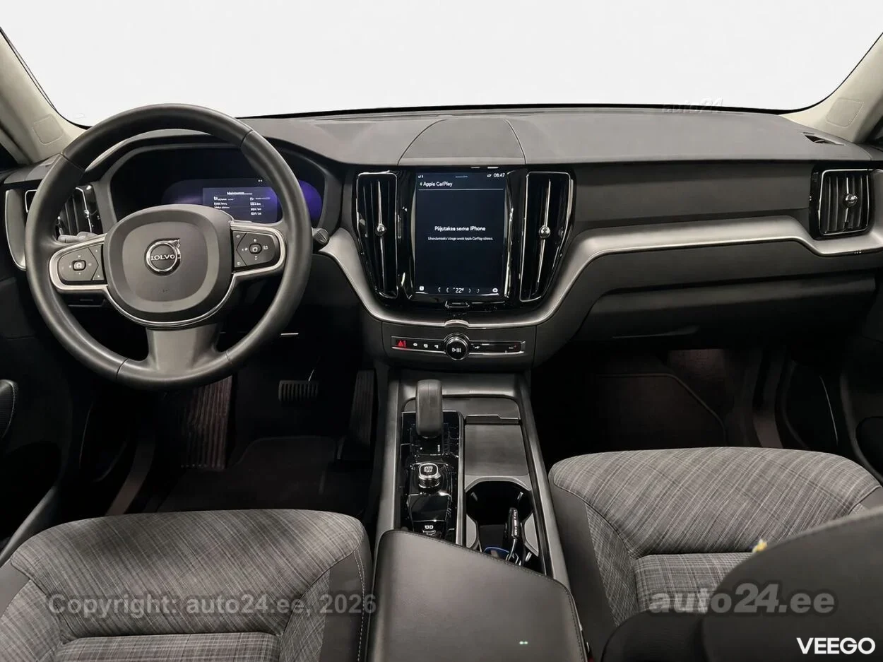 Volvo XC60 B4 AWD Momentum PRO MildHybrid 2 145kW