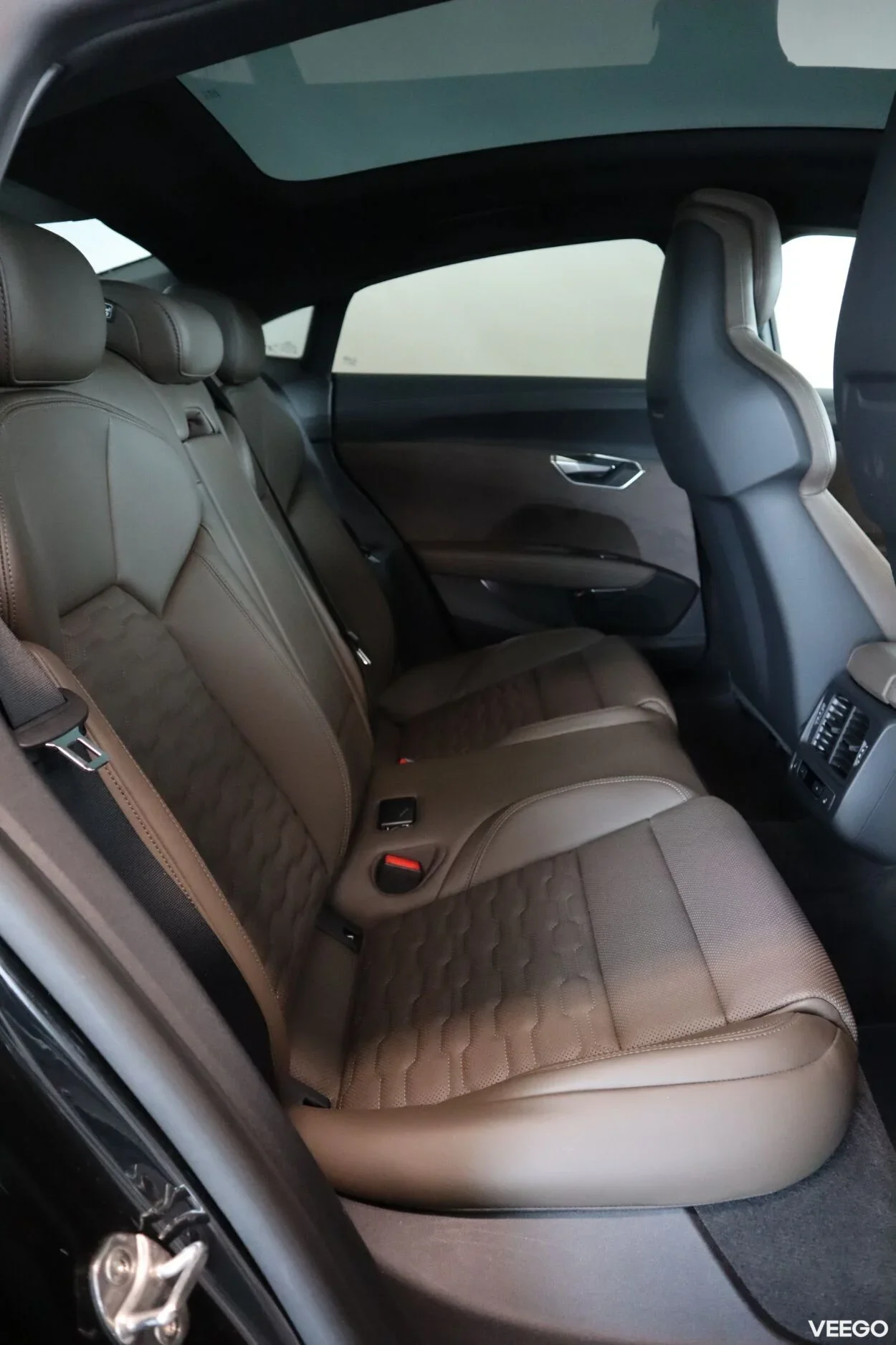 Audi e-tron GT 140kW