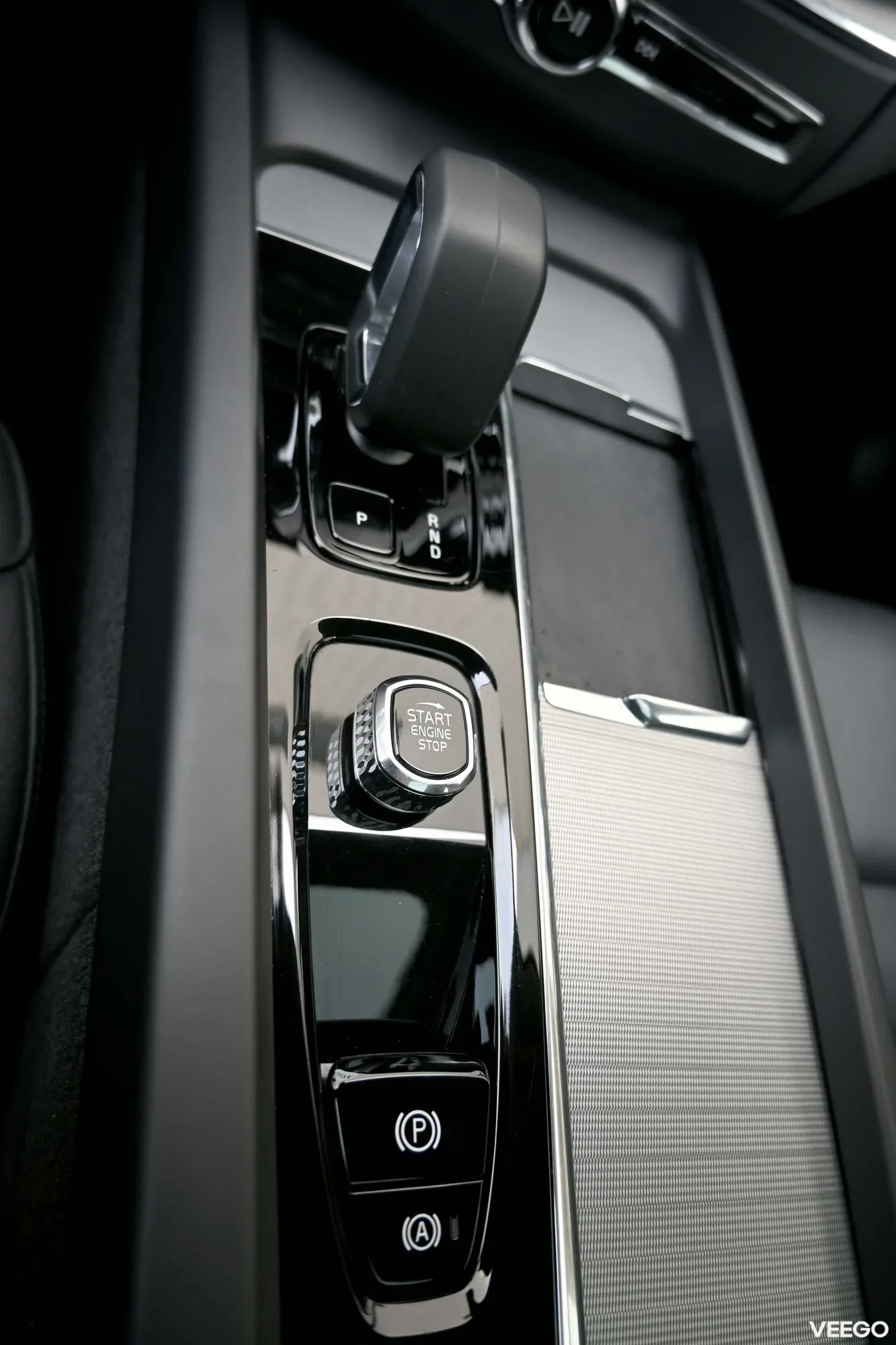 Volvo XC60 AWD BRIGHT PLUS INTELLI SAFE MY24 2 293kW