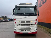 Volvo FH CNG / HYDRAULICS / RETARDER / TANDEM AXLE LIFT 460kW thumbnail