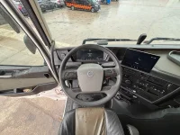Volvo FH CNG / HYDRAULICS / RETARDER / TANDEM AXLE LIFT 460kW thumbnail