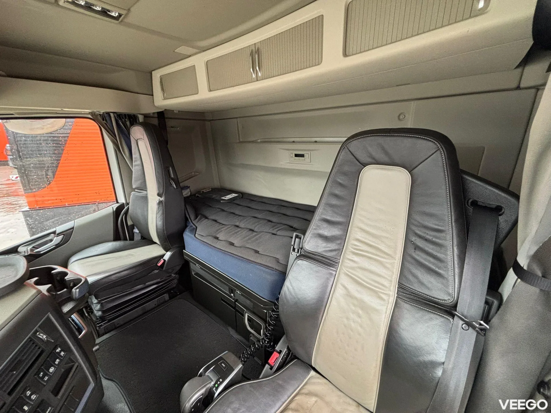 Volvo FH CNG / HYDRAULICS / RETARDER / TANDEM AXLE LIFT 460kW