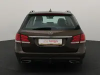 Mercedes-Benz E350 3 190kW thumbnail