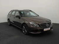 Mercedes-Benz E350 3 190kW thumbnail