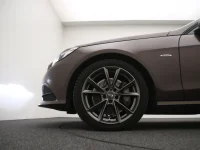 Mercedes-Benz E350 3 190kW thumbnail