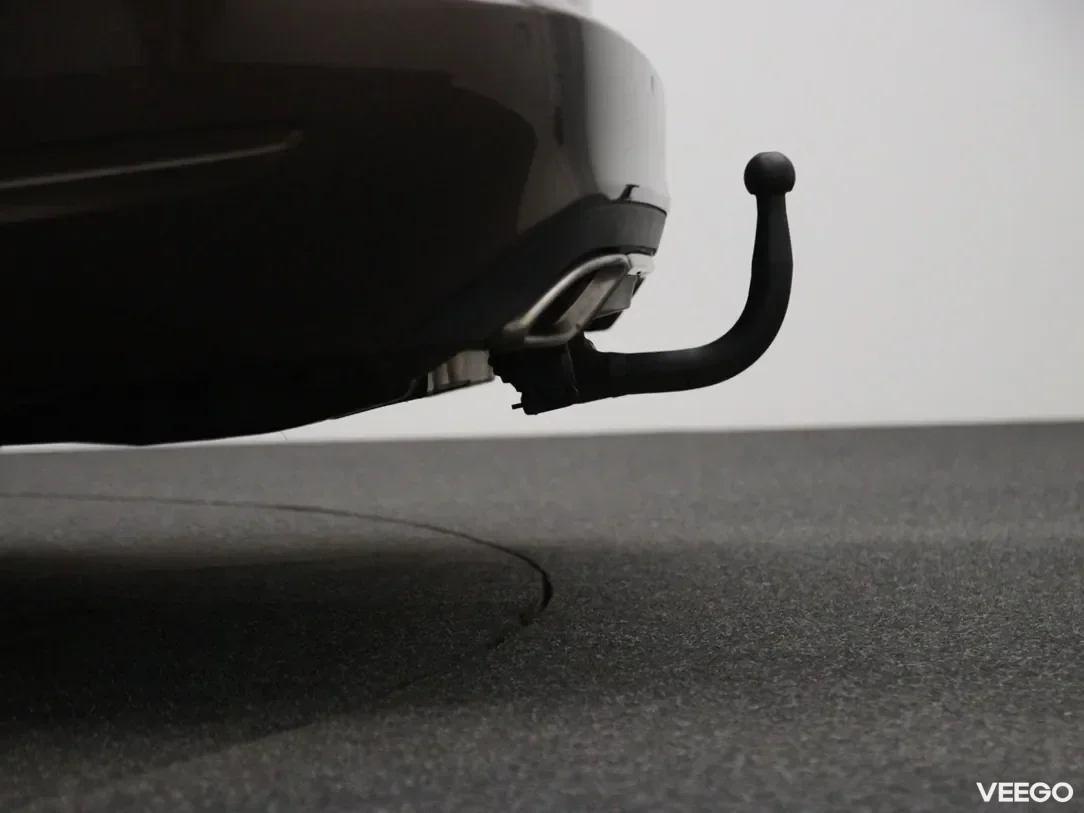 Mercedes-Benz E350 3 190kW