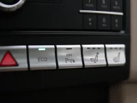 Mercedes-Benz E350 3 190kW thumbnail