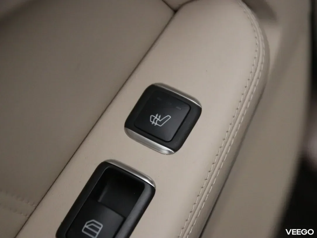 Mercedes-Benz E350 3 190kW