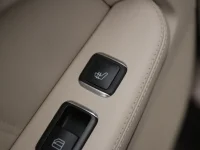 Mercedes-Benz E350 3 190kW thumbnail