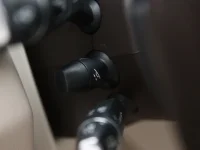 Mercedes-Benz E350 3 190kW thumbnail