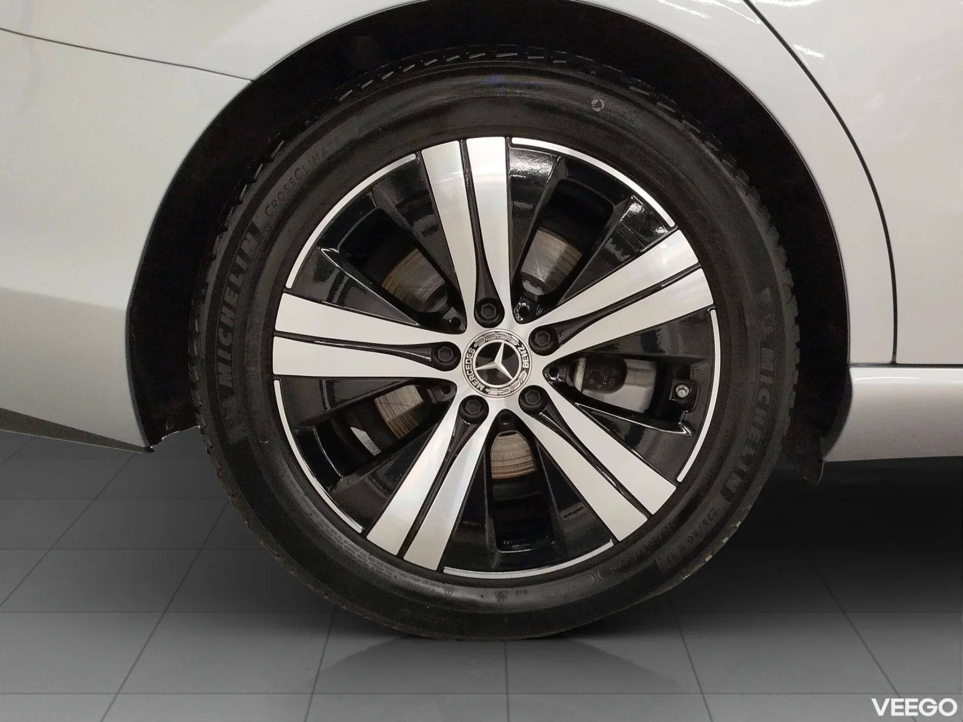 Mercedes-Benz C180 Mild-Hybrid Automatik