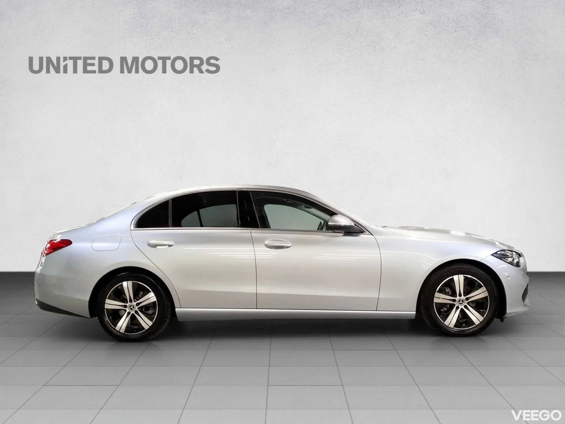 Mercedes-Benz C180 Mild-Hybrid Automatik