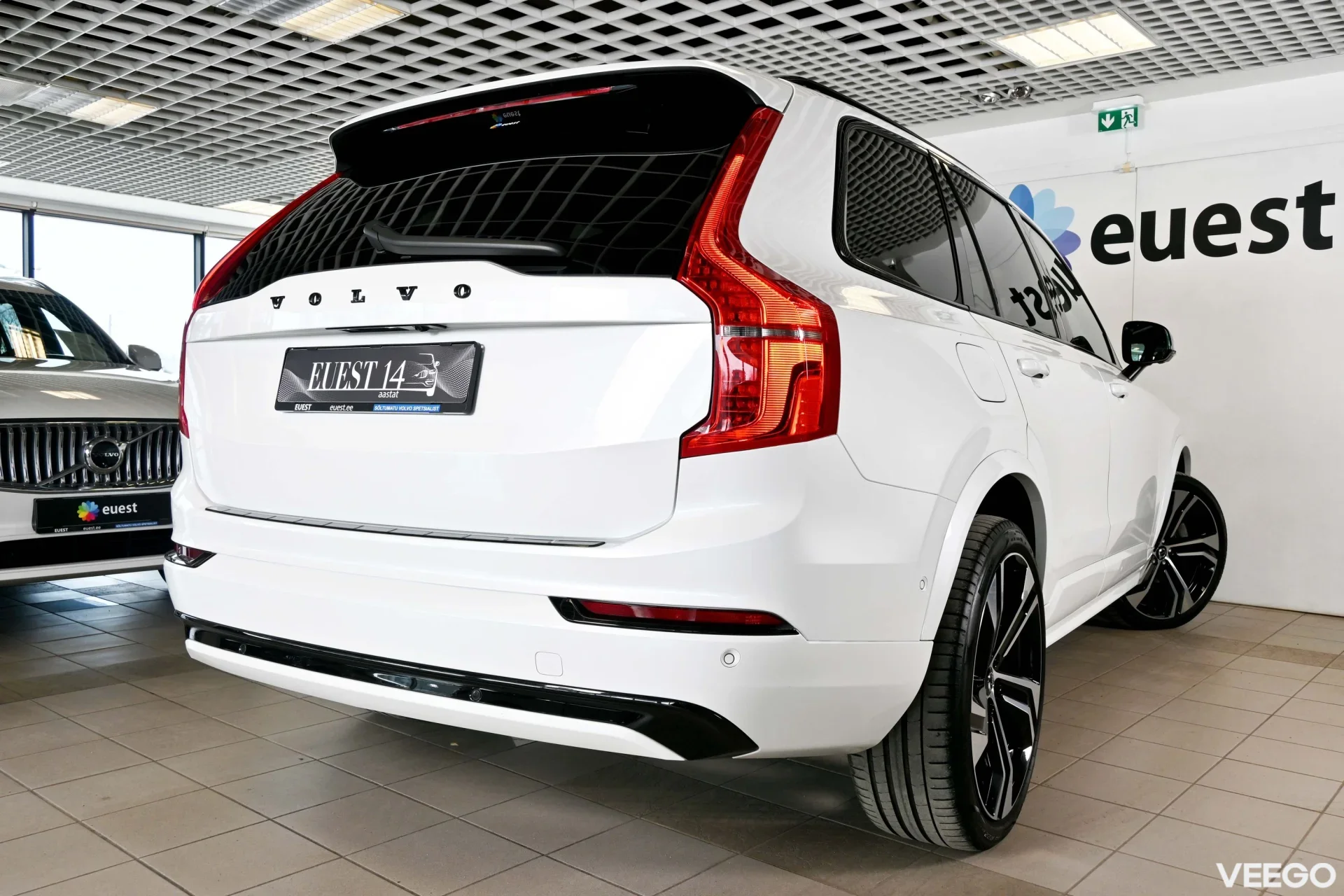 Volvo XC90 T8 TWIN ENGINE AWD H&K LUXURY+ ULTIMATE DARK INTELLI 2 335kW