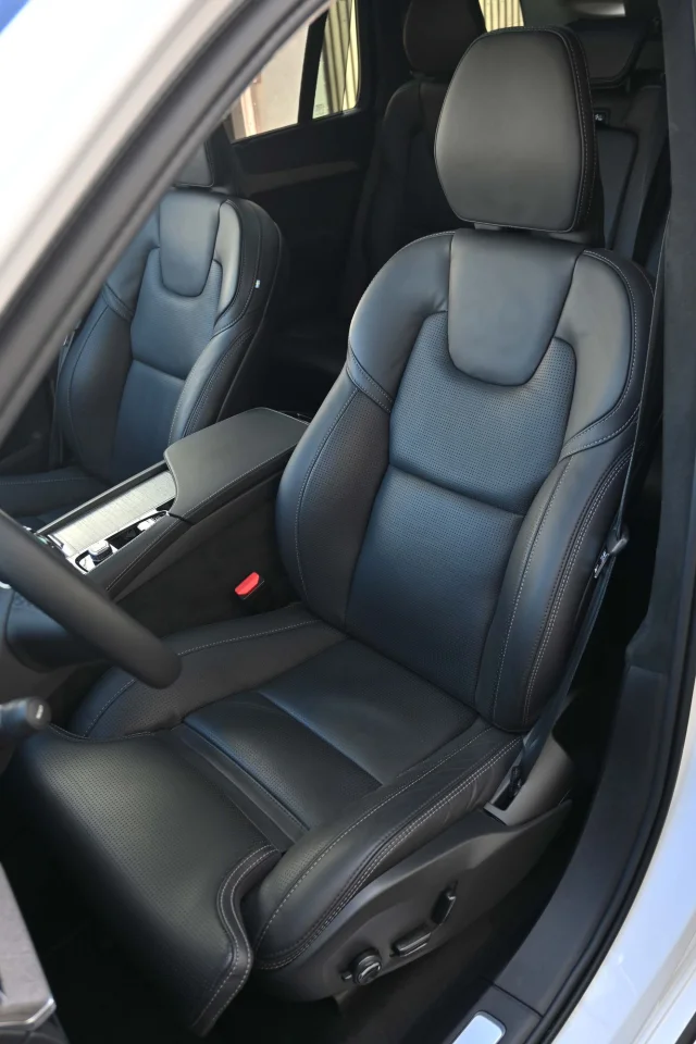 Image of Volvo XC90 T8 TWIN ENGINE AWD H&K LUXURY+ ULTIMATE DARK INTELLI 2 335kW