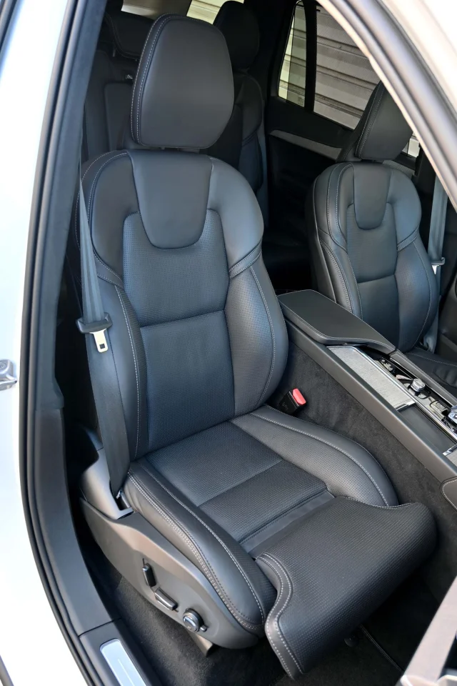 Image of Volvo XC90 T8 TWIN ENGINE AWD H&K LUXURY+ ULTIMATE DARK INTELLI 2 335kW