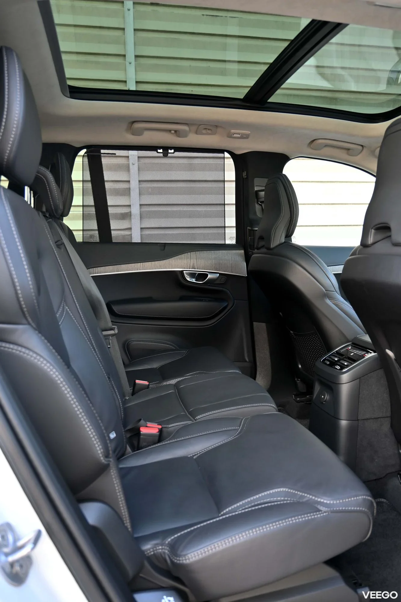 Volvo XC90 T8 TWIN ENGINE AWD H&K LUXURY+ ULTIMATE DARK INTELLI 2 335kW