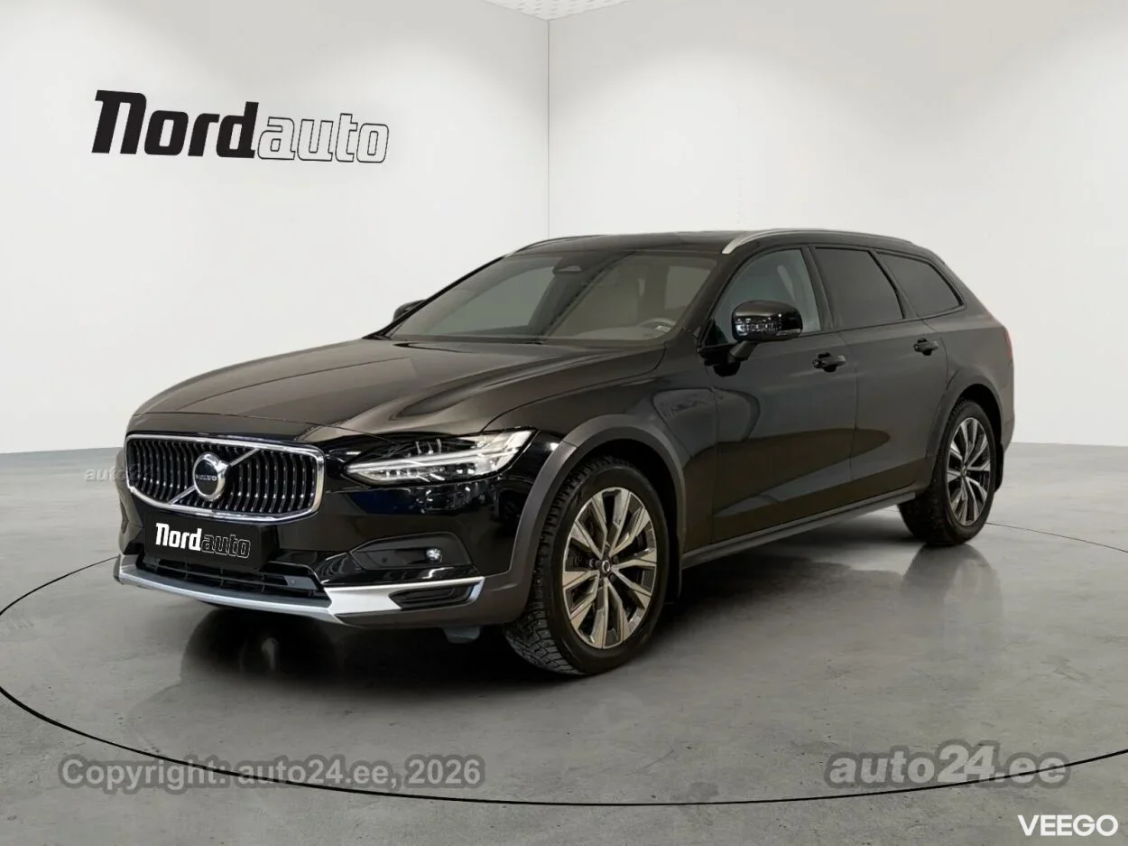 Volvo V90 Cross Country AWD B5 MildHybrid Luxury 2 183kW