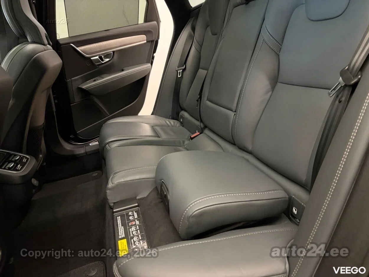 Volvo V90 Cross Country AWD B5 MildHybrid Luxury 2 183kW